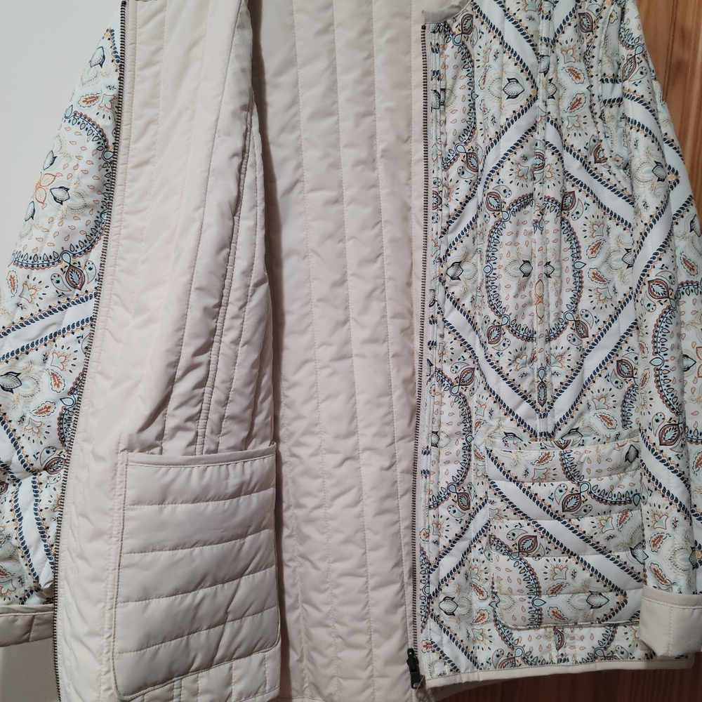 Women jacket - Picture 2 of 2